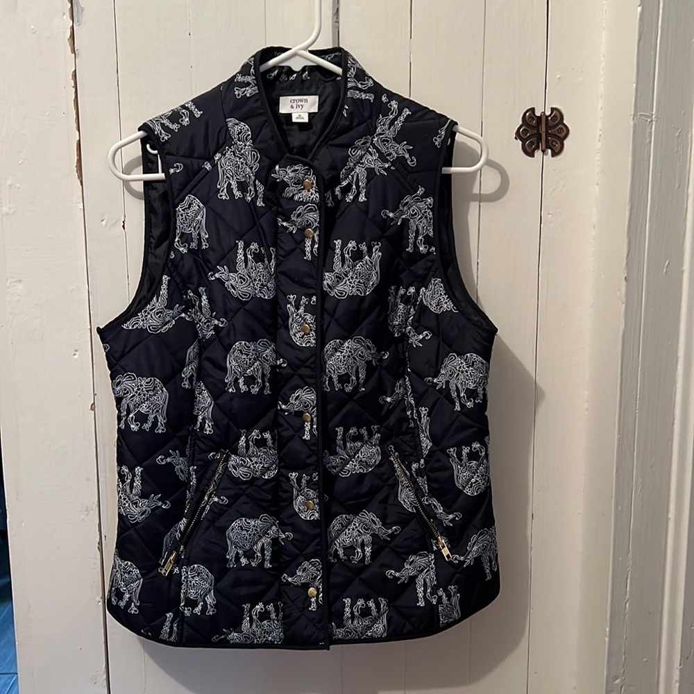 Crown & Ivy navy blue with white elephant print fully lined vest. Size M